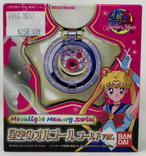 Load image into Gallery viewer, Sailor Moon Music Box Star Locket Gold Ver. Moonlight Memory Series Bandai