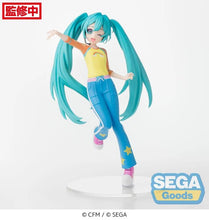 Load image into Gallery viewer, Piapro Figure Hatsune Miku x Love and Berry Dress up and Dance! Desktop x Decorate Love ver. Collections SEGA