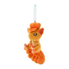 Load image into Gallery viewer, Pokemon Plush Keychain Vulpix & Alolan Vulpix Parallel Pairs Two-Plush Key Chain - Pokemon Center Japan