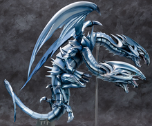Load image into Gallery viewer, Yu-Gi-Oh Duel Monsters Figure Blue-Eyes Ultimate Dragon Amakuni