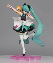 Load image into Gallery viewer, Piapro x Araiguma Rascal Figure Hatsune Miku with Rascal Cyber Future Exceed Creative FuRyu