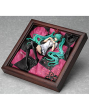 Load image into Gallery viewer, Hatsune Miku Figure World is Mine Supercell Brown Ver. 1/7 Scale Goodsmile