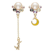 Load image into Gallery viewer, Pokemon Center Umbreon 2019 Earrings