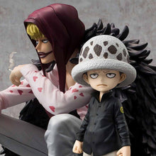 Load image into Gallery viewer, One Piece Figure Corazon &amp; Law Portrait Of Pirates Limited Edition MegaHouse 4535123834684

