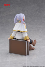 Load image into Gallery viewer, Frieren: Beyond Journey's End Figure Frieren Desktop Cute Trunk Case ver. Taito
