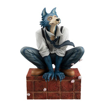 Load image into Gallery viewer, Beastars Figure Legoshi Megahouse
