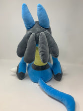 Load image into Gallery viewer, Pokemon Plush Lucario Mechadeka 2022 Banpresto
