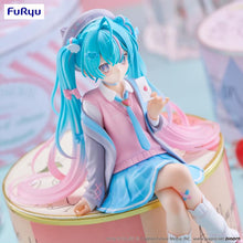 Load image into Gallery viewer, Love Blazer Hatsune Miku Noodle Stopper Prize Figure FuRyu
